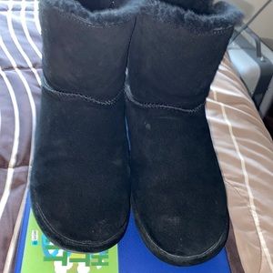 Winter boots. BearPaw.